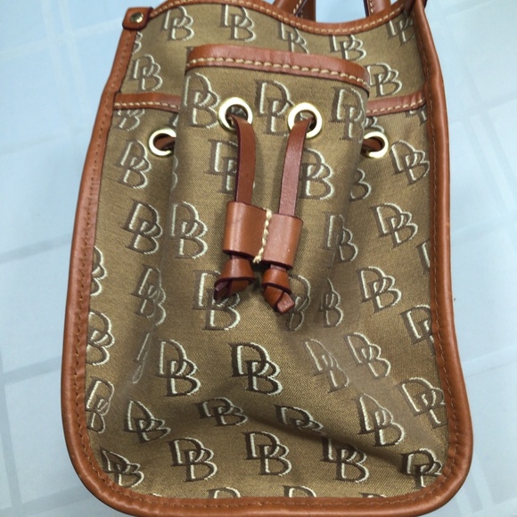 Dooney & Bourke Monogram Weekender Tote - Picture 9 of 16